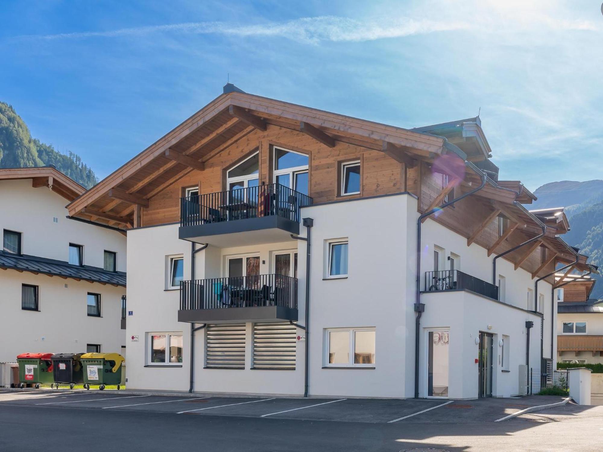 Falken Suites Top 7 Kaprun Exterior foto