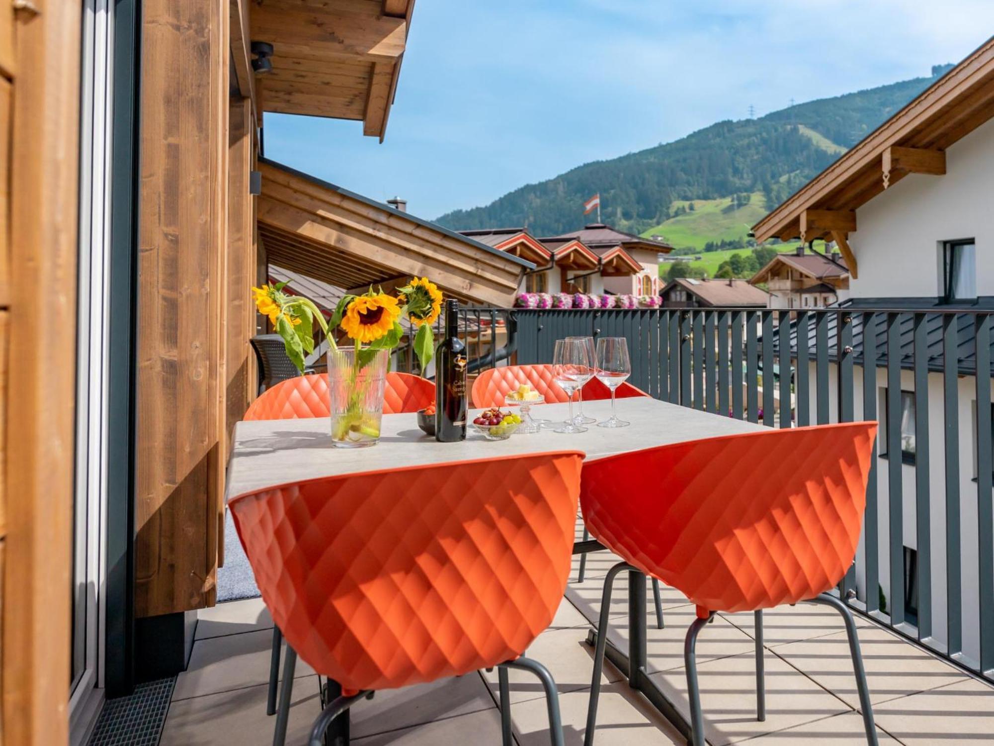 Falken Suites Top 7 Kaprun Exterior foto